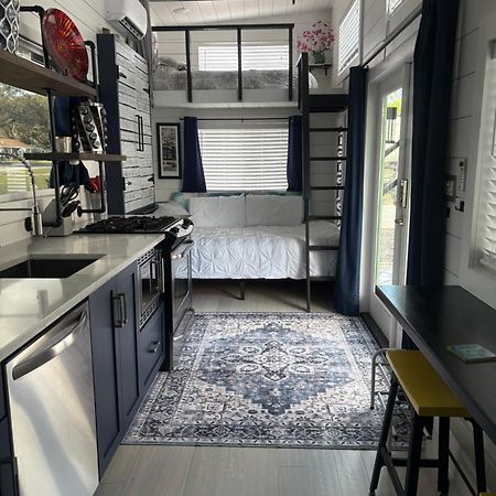 Вілла Pet Friendly, Modern Tiny House In Vibrant Клермонт Екстер'єр фото